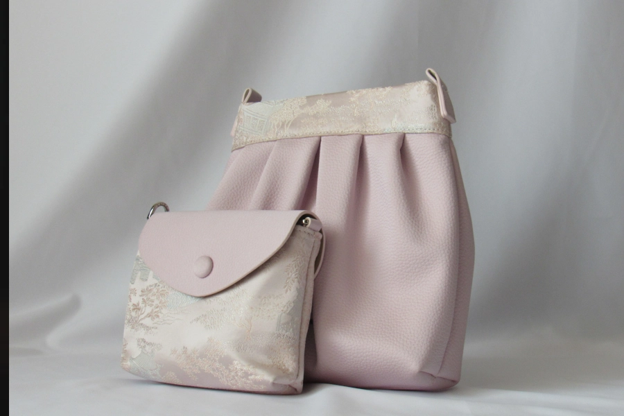 Aurora Blush Hover
